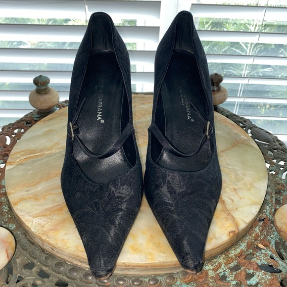 Dolce & Gabbana Shoes - Dolce & Gabbana black lace stiletto pumps , pointed toe and a strap Size 38